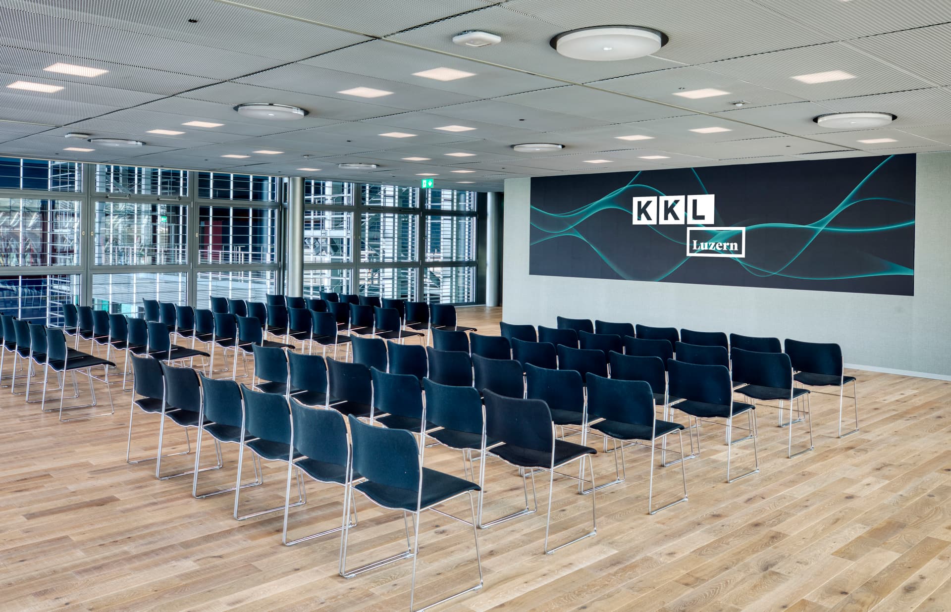 Row Seating with LED Wall in the Deuxième at the KKL Lucerne